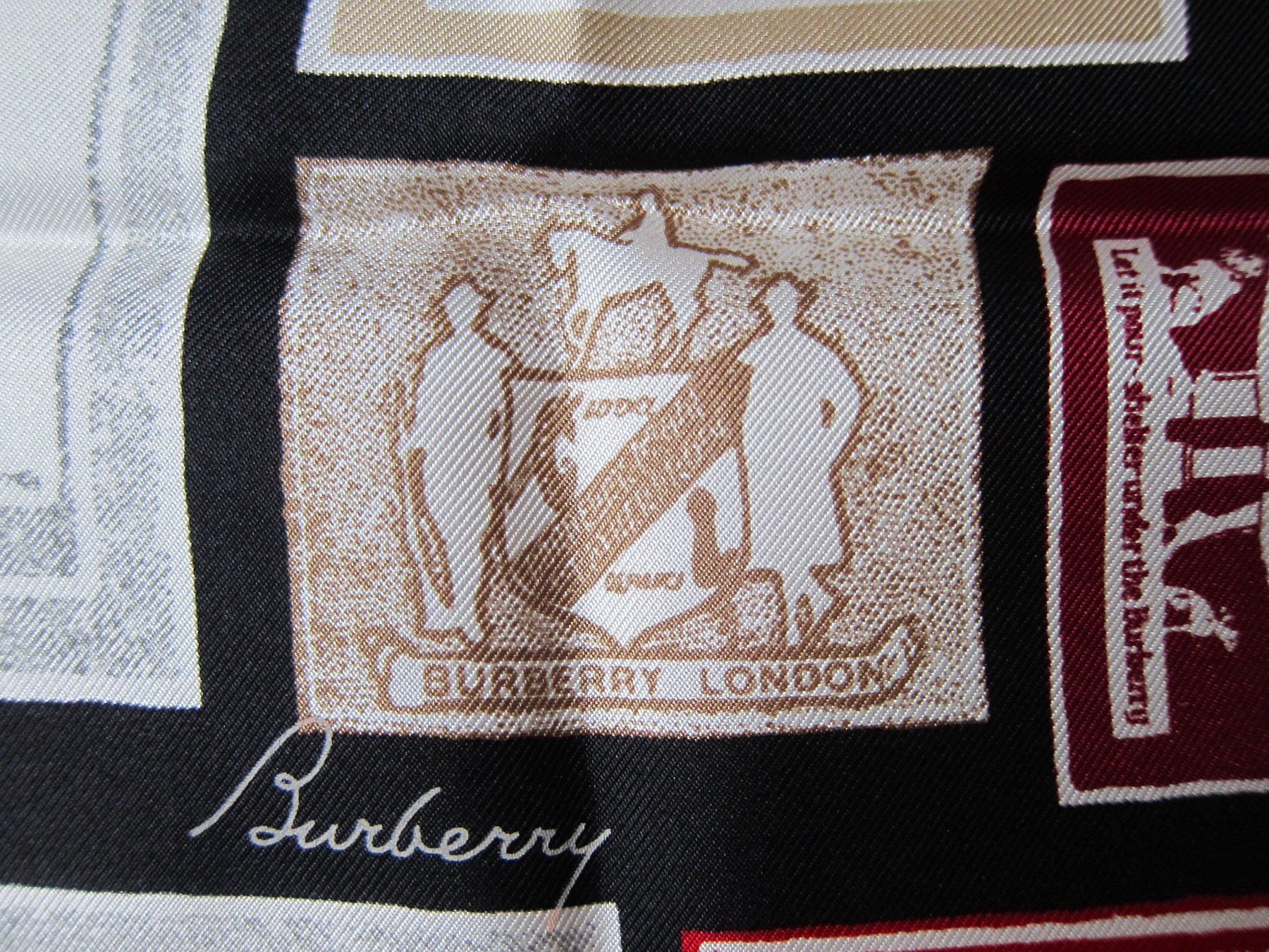 Burberry Foulard & Sciarpe: Foulard Burberry Seide, NEU! – Nuovo (secondo la descrizione) da Zürich venduto da Italia58 5