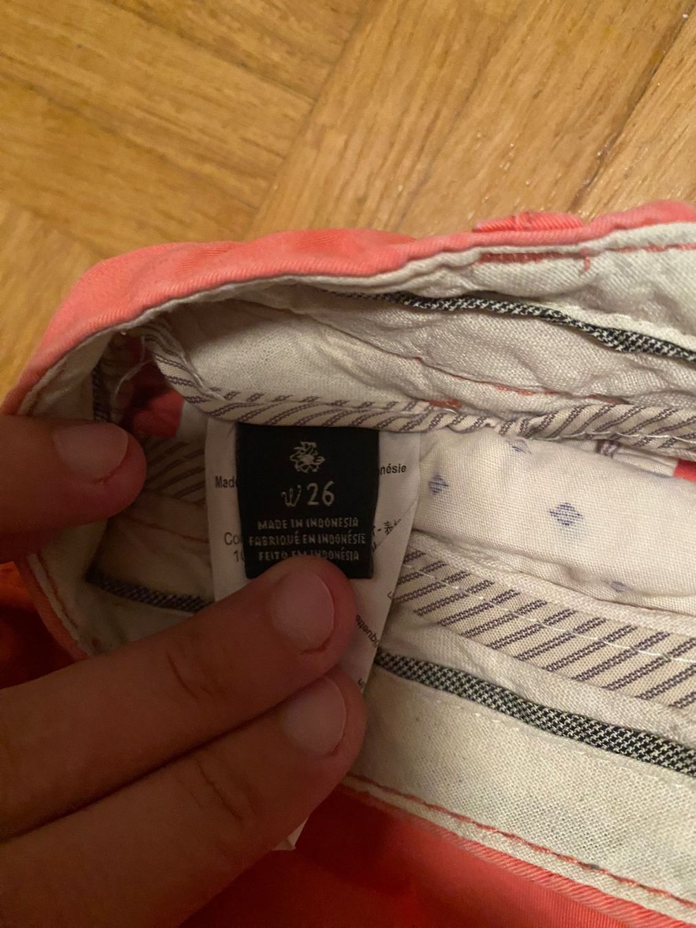 Maison Scotch Pantaloni: Maison Scotch Shorts – Usato da Bern venduto da jbern3012 1