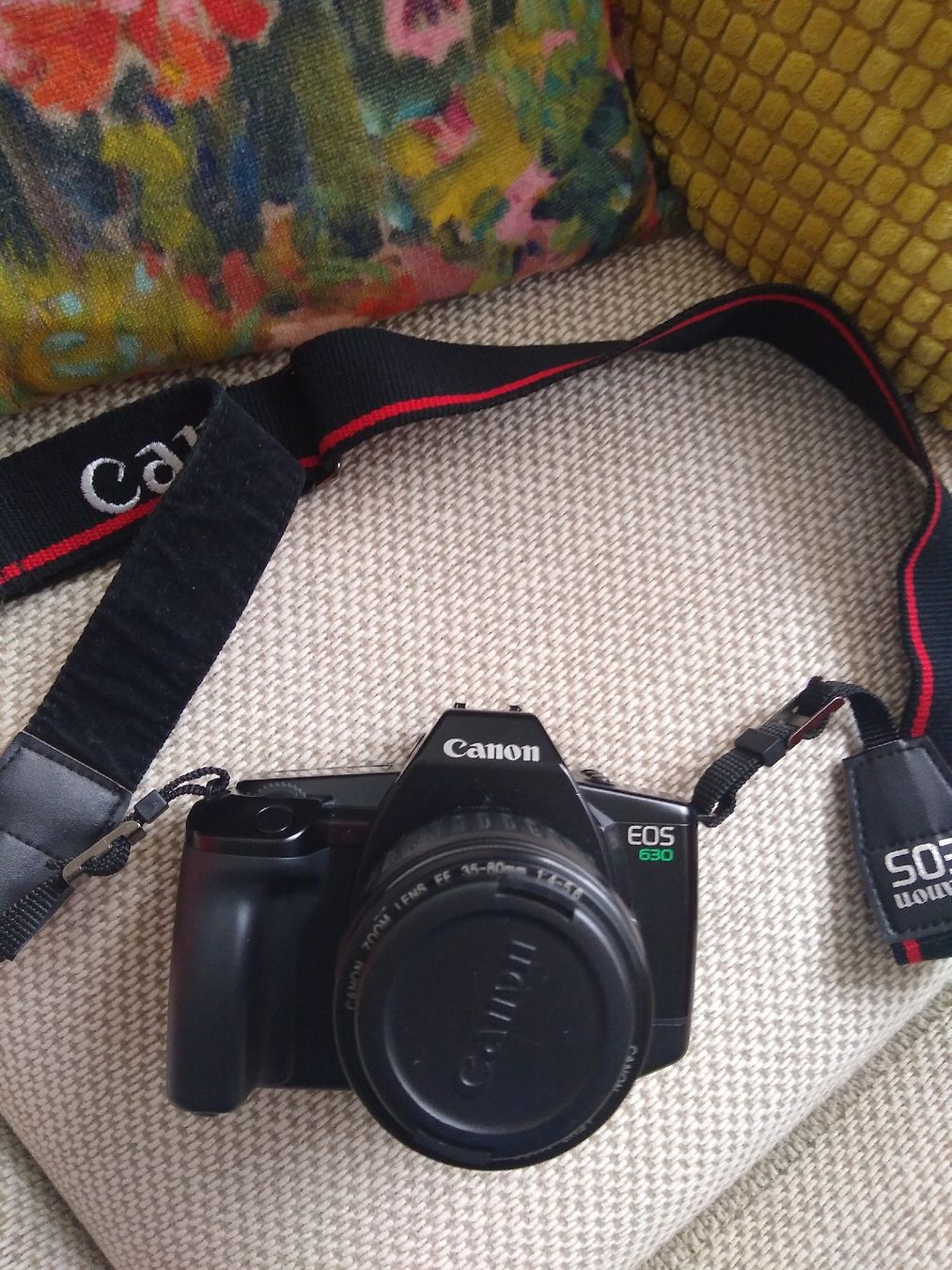 Canon Fotocamera: Canon EOS630 - lense 35-80 - with case and accesories – Nuovo (secondo la descrizione) da Dübendorf venduto da LoRi-2026 1