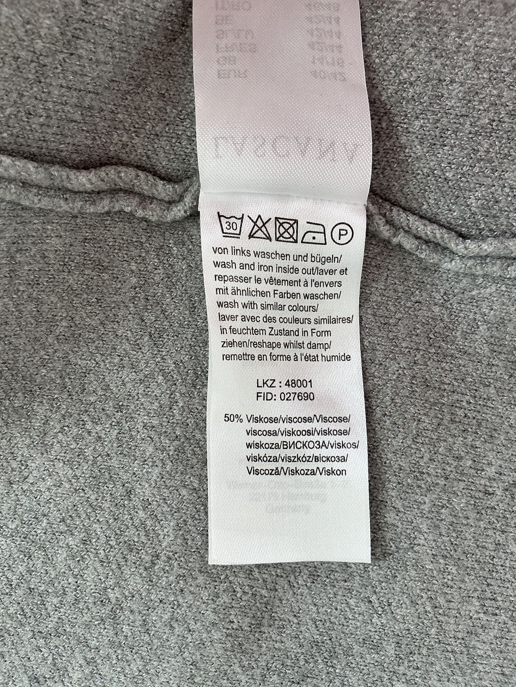 Vestes: Strickjacke – D'occasion à Triesen par boston7 3