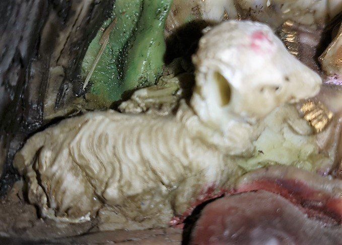 Figuren: Krippe – Defekt aus Lutzenberg von Truhe 8