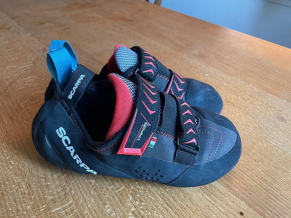 Chaussures hommes: Scarpa Vapor 42 – D'occasion à Homberg b. Thun par t...mee