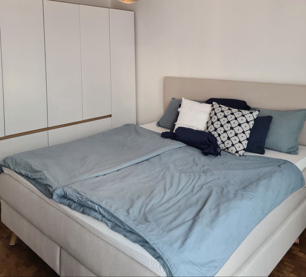 Letti: Boxspringbett mit Kopfteil 180x200 cm Hasena – Usato da Pfäffikon ZH venduto da pea_99cd