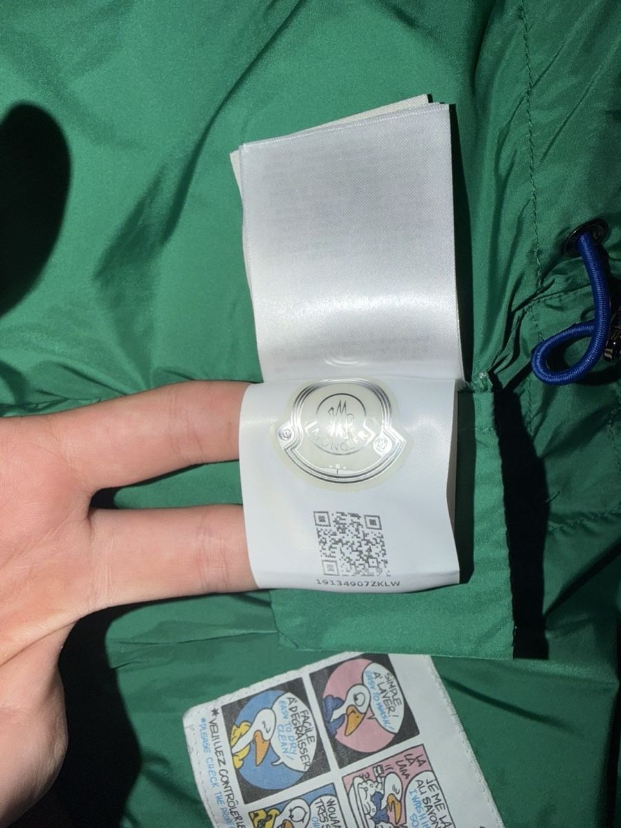 Moncler Vestes & Manteaux: Moncler Jacke – D'occasion à Turgi par ide_9dnd