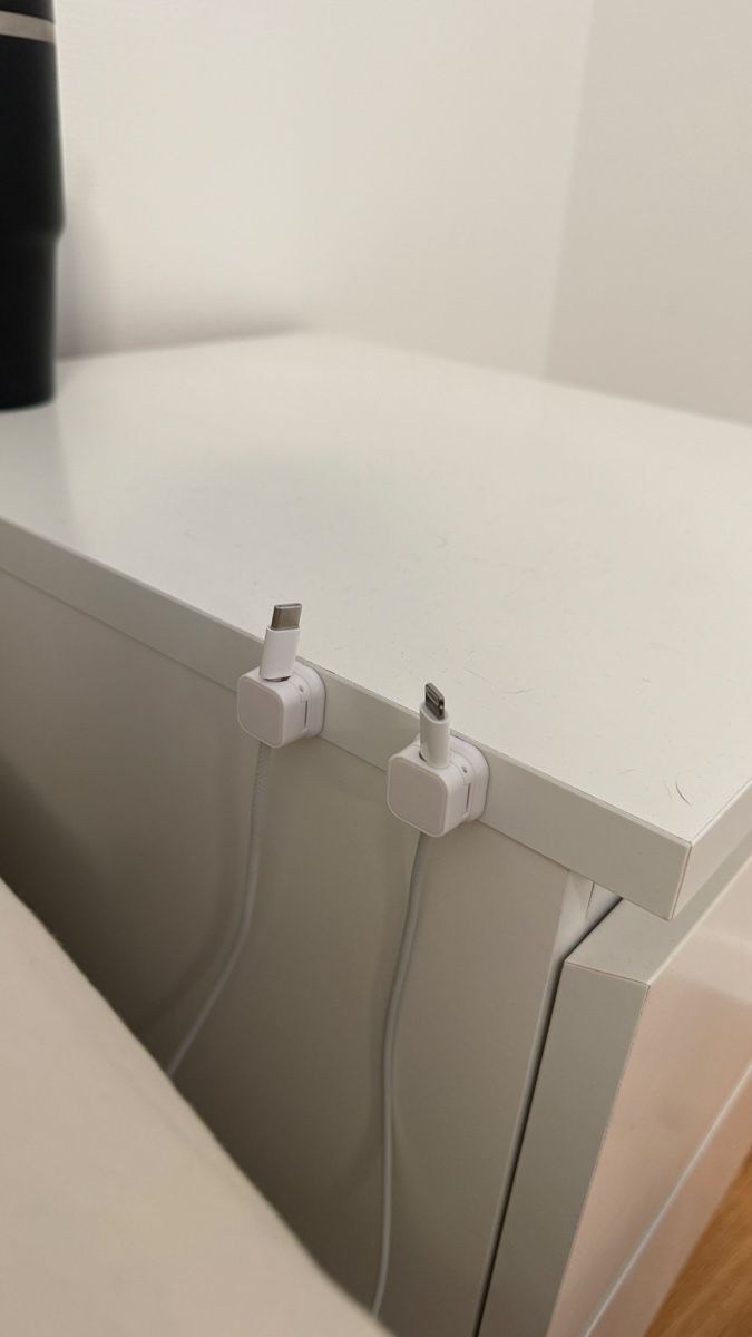 Ikea Comodini: Bedside table (malm) – Usato da binningen venduto da mfe_v6cn 2