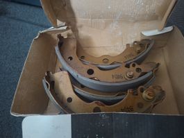 Bremsbacken Nissan Sunny N14 91- neu 2722532