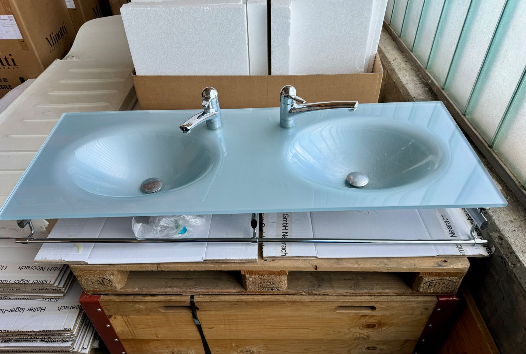 Eviers & lavabos: Hochwertiges Designer Lavabo Doppelwaschtisch. Glas / Türkis – D'occasion à Zürich par Nobs1 2