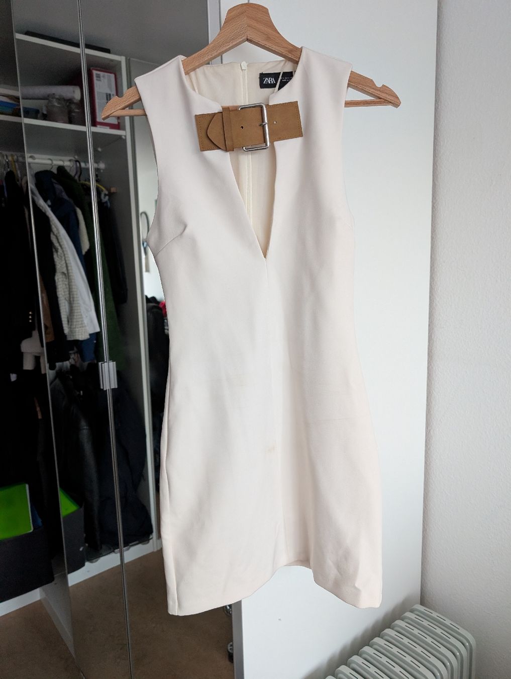 Zara Vestiti: Ärmelloses Kleid, ZARA, Creme, Grösse S – Usato da Wädenswil venduto da macik