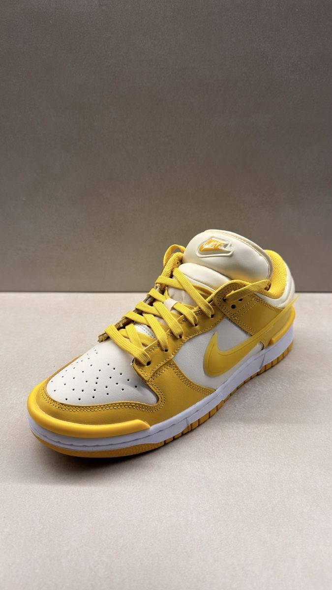 Nike Scarpe da uomo: Nike Dunk Low Twist - Nuove – Nuovo e nell'imballaggio originale da Lumino venduto da Kussed