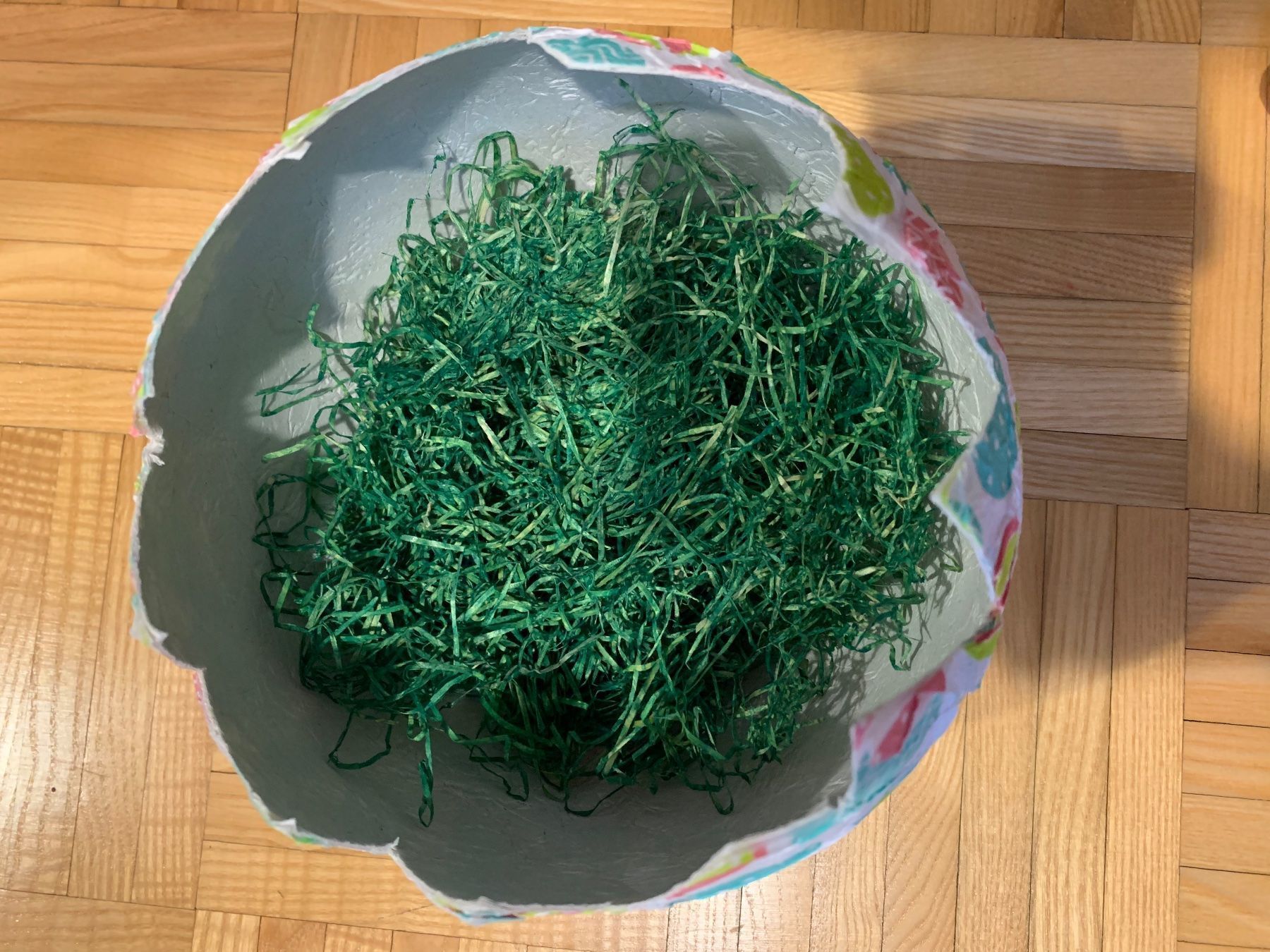 Tutte le decorazioni: Eierschale selbstgebastelt – Usato da Eschlikon TG venduto da ArtRec 1