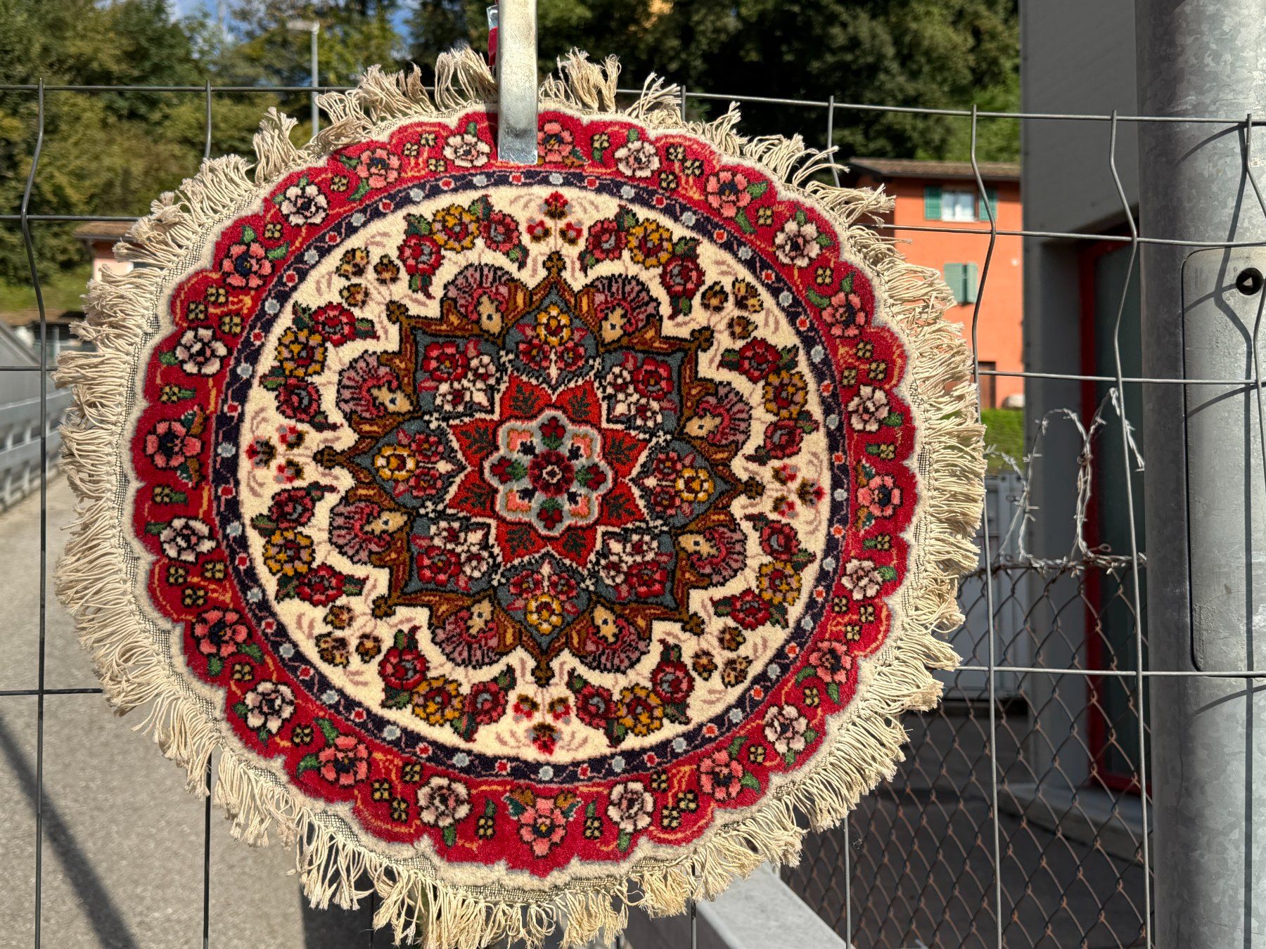 Tappeti: Tabriz Teppich 360K Kn/Qm Durchmesser 51cm – Usato da Vacallo venduto da cri_229f 1