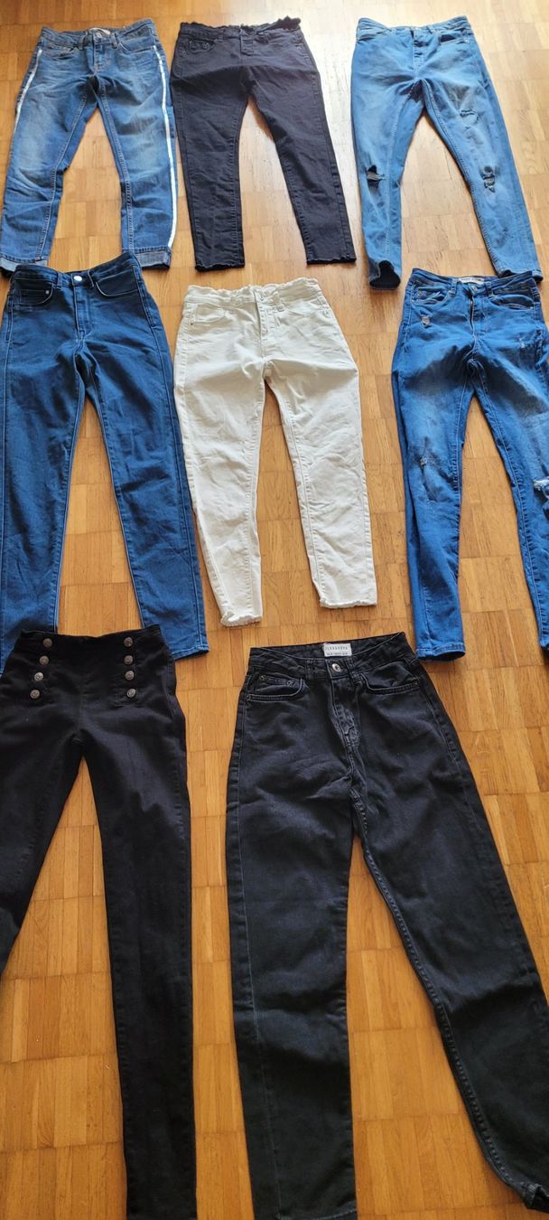 Jeans: Jeanspaket, Hosen Jeans gr 34 – Usato da Emmenbrücke venduto da gatasalvache
