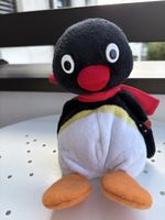 Plueschfigur Pingu mit Schal macht nut nut 🐧