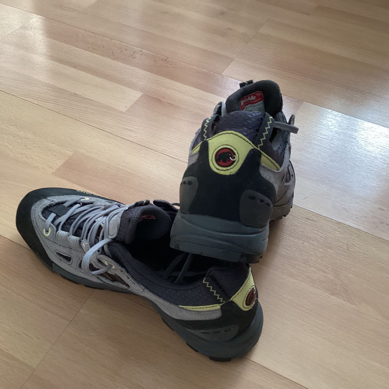 Mammut Scarpe da uomo: Mammut Wanderschuhe – Usato da Unterkulm venduto da Lunchen11 1