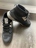 chaussure de randonnée adidas Terrex taille 40