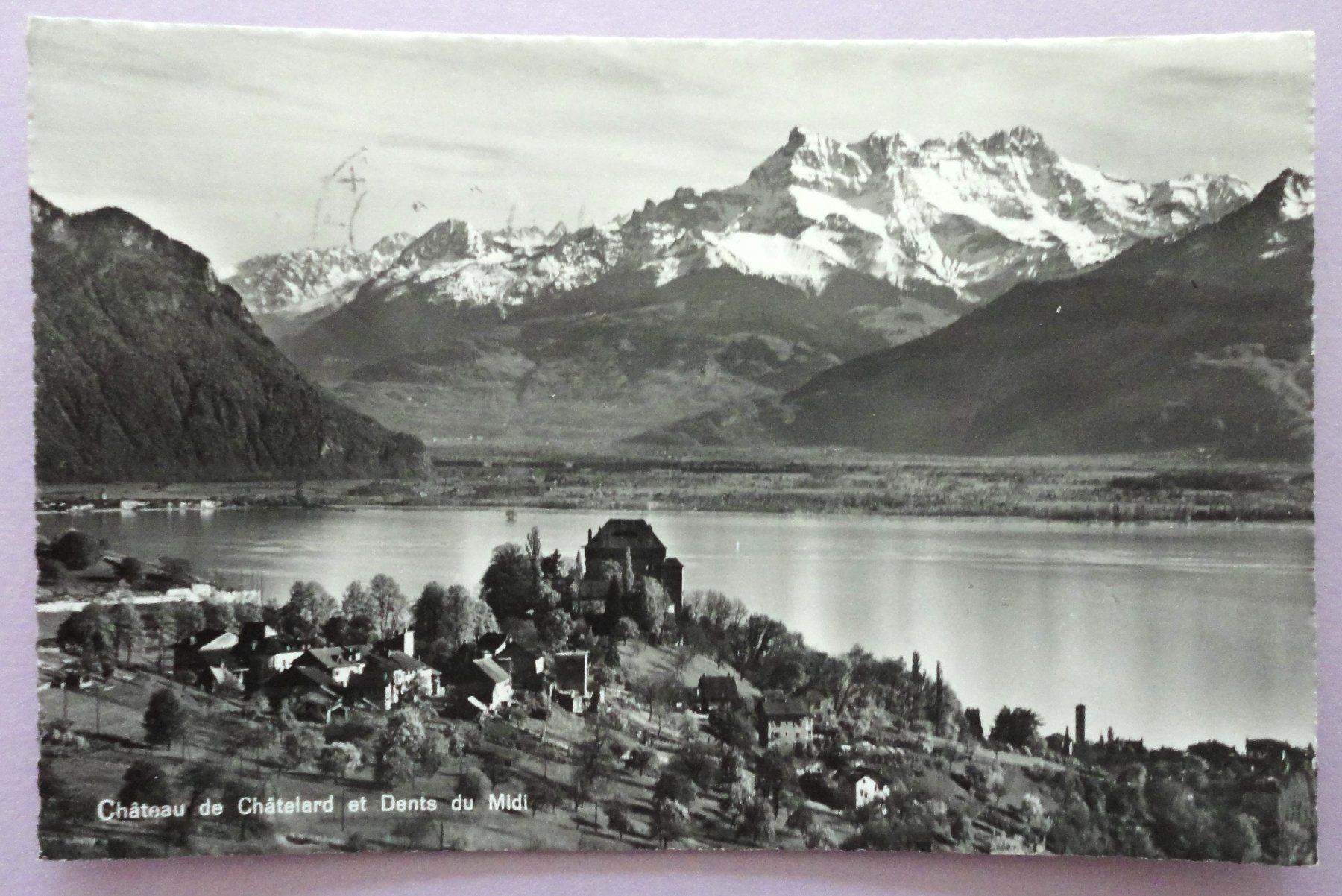 Cartoline postali: Château de Châtelard et Dents du Midi – Usato da Fétigny venduto da Billy2miny