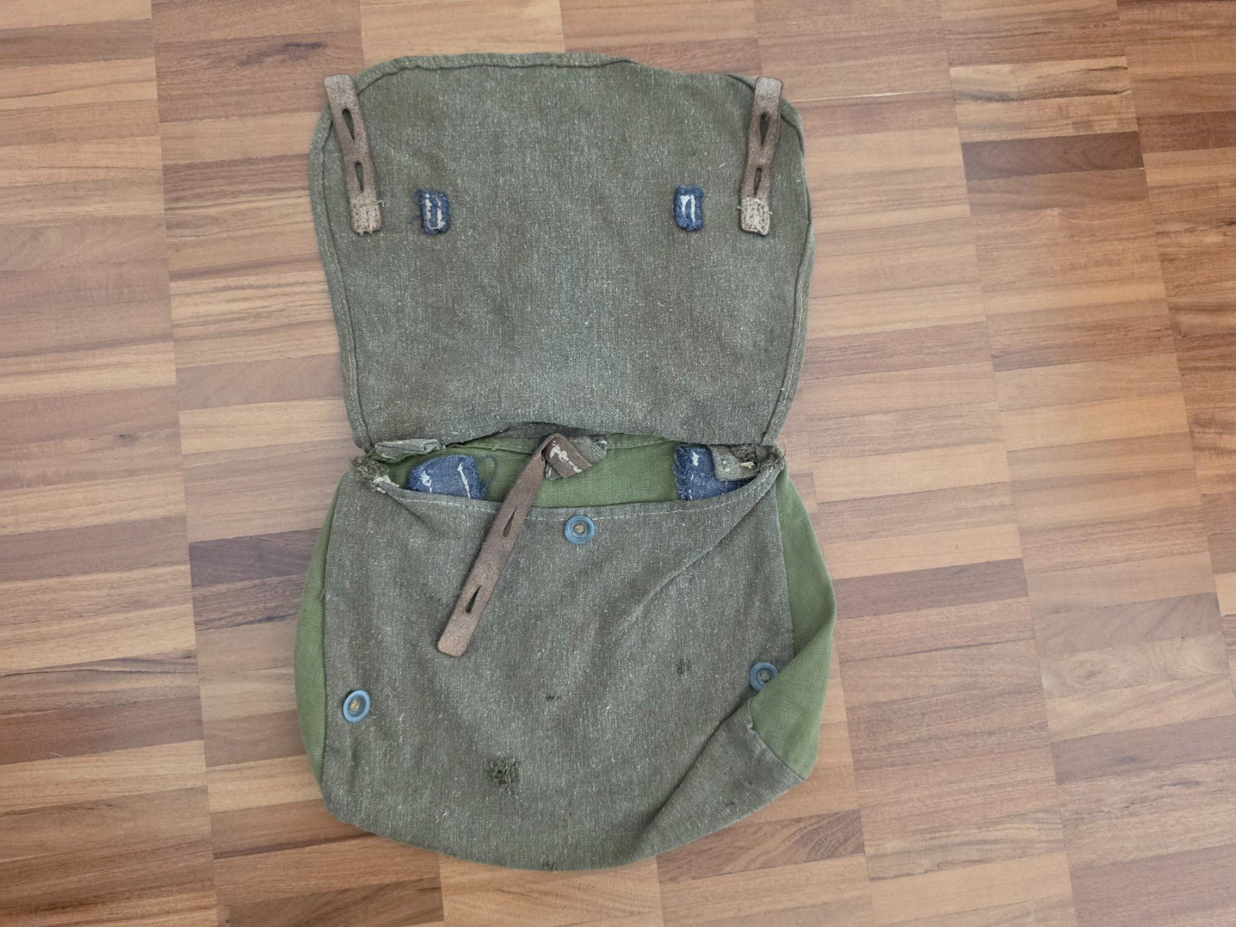 Uniformi: Brotsack der Wehrmacht WW2 – Usato da Chur venduto da Ghostwulf 2