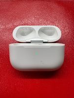 Apple AirPods Pro 1 charging case (A 2190).