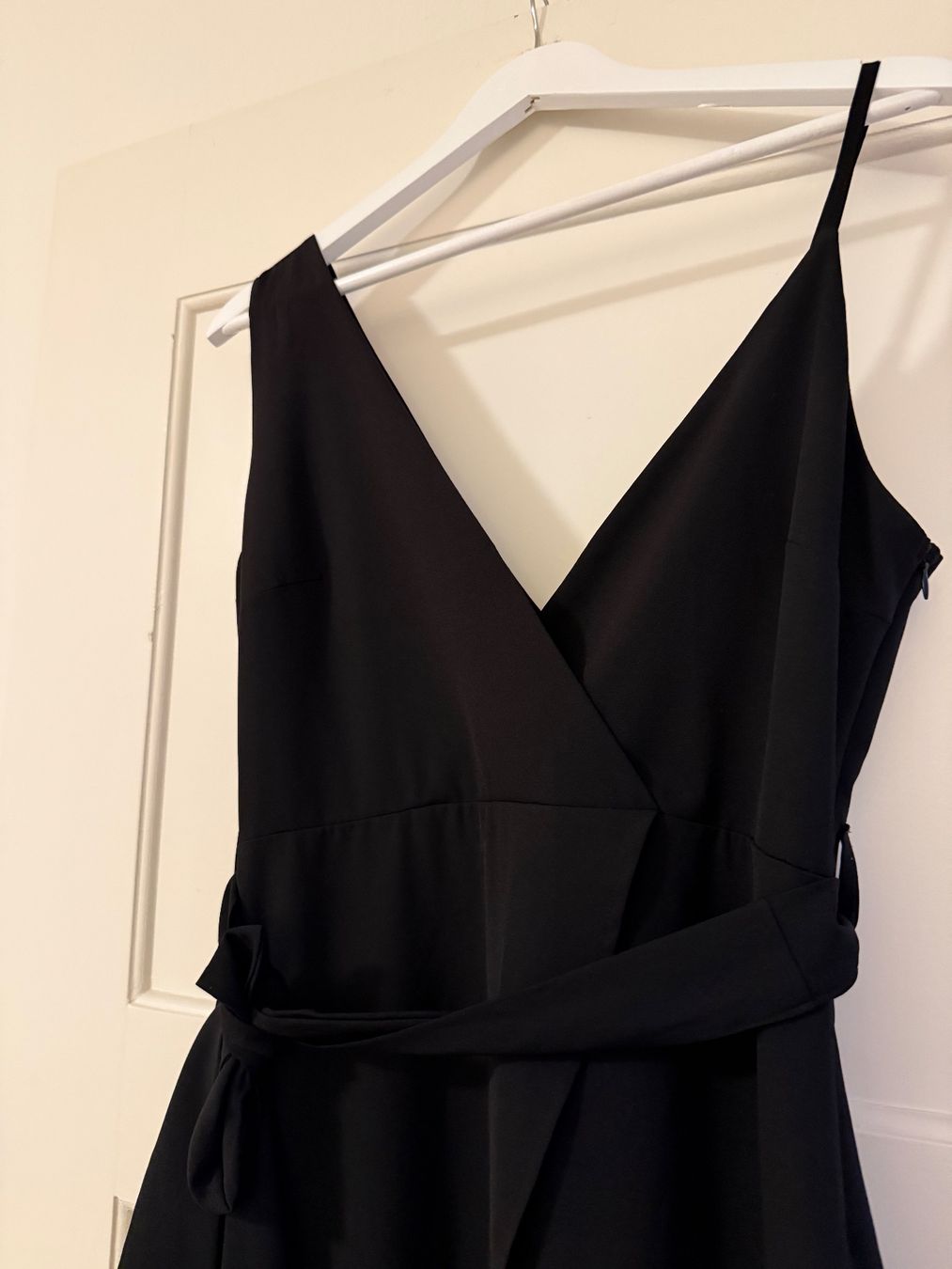 Vestiti: Elegant Black Wrap Dress - Size M – Nuovo (secondo la descrizione) da Zürich venduto da aar_9mtz 8