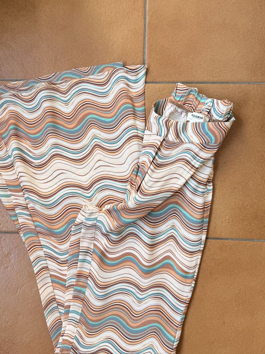 Pull&Bear Pantaloni: Pantaloni a zampa Pull&Bear – Nuovo (secondo la descrizione) da Bellinzona venduto da bul_mvy5 1