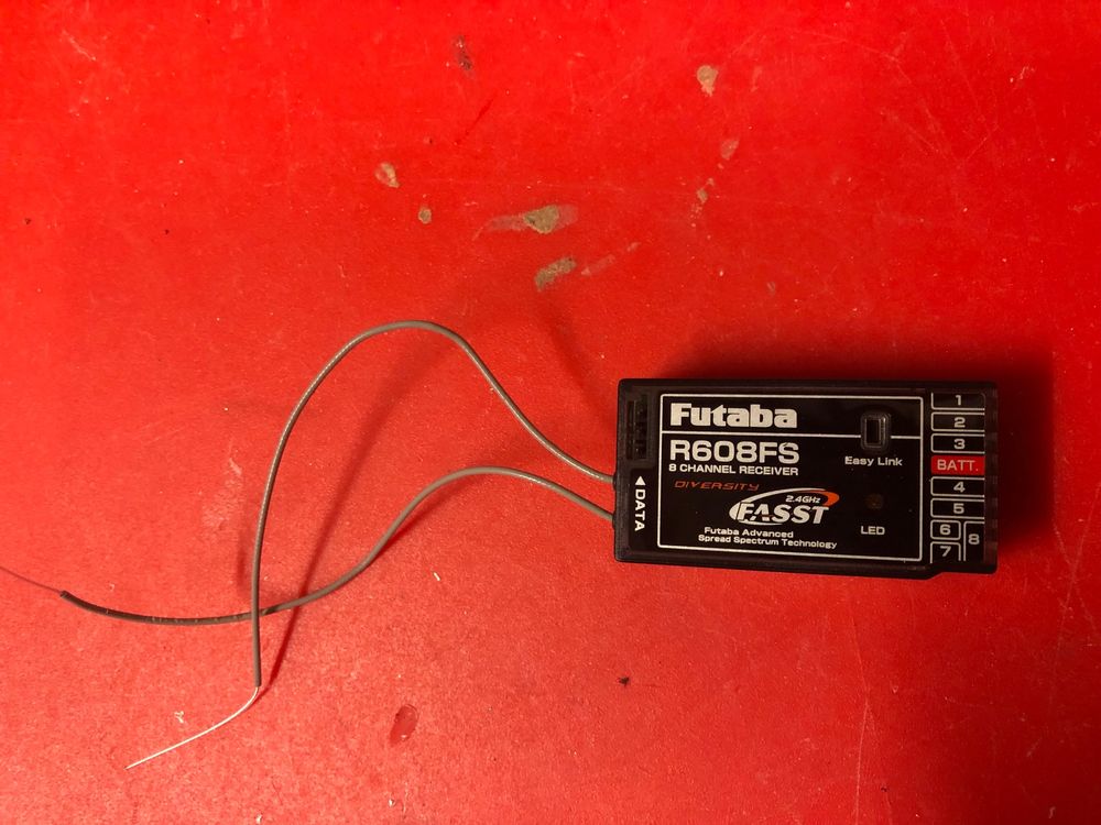 Empfänger Futaba R 608 FS, 8 Kanäle, 2.4GHZ FASST (Gebraucht) in Zürich ...