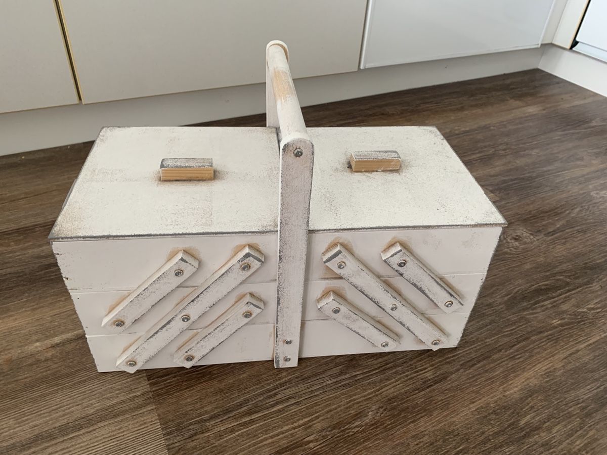 Casse di trasporto: Shabby chic Nähkiste – Usato da Emmen venduto da Bgucci_girl