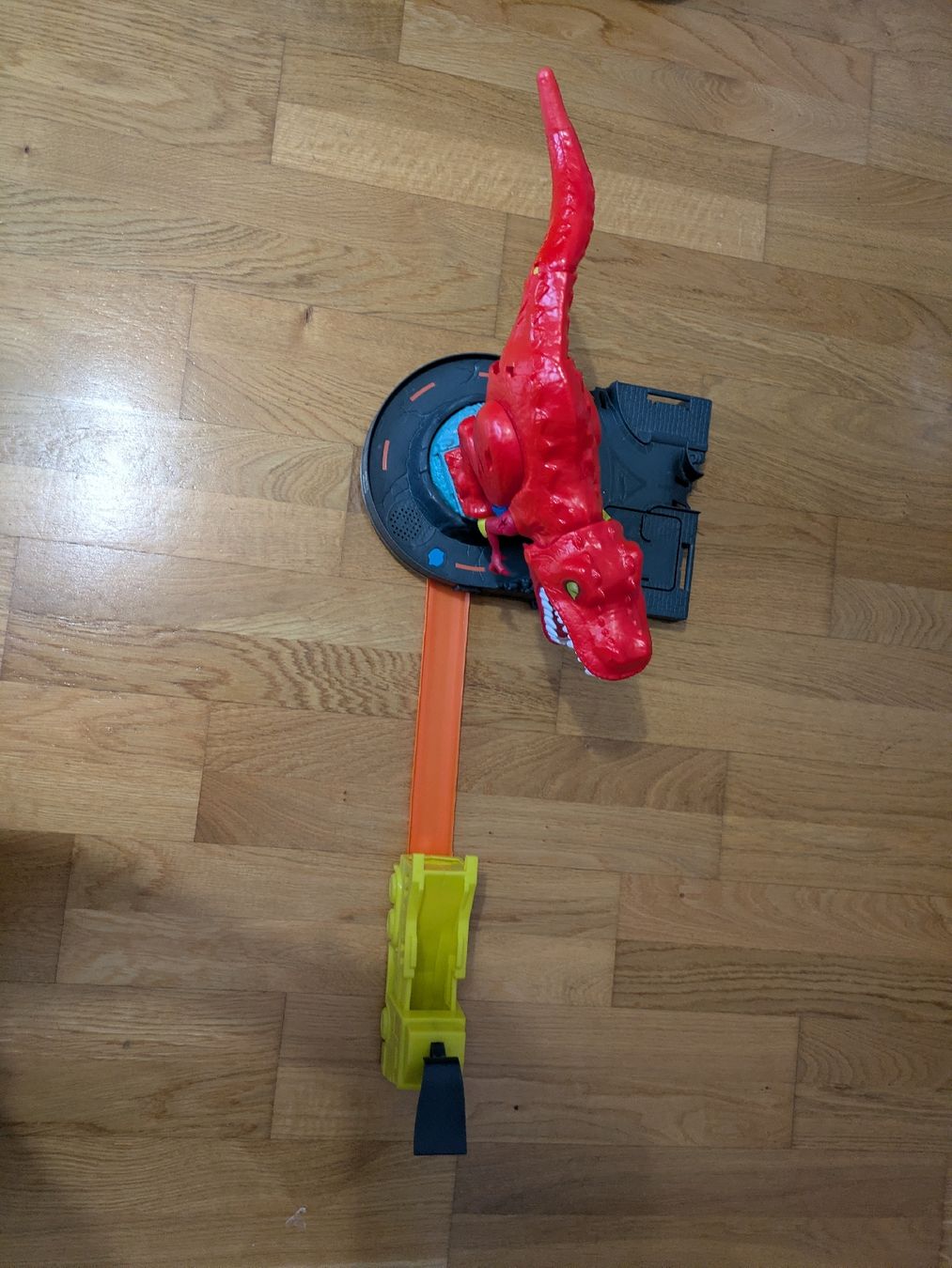 Hot Wheels Giocattoli: Hot wheels dino – Usato da Frieswil venduto da hosme1988 1
