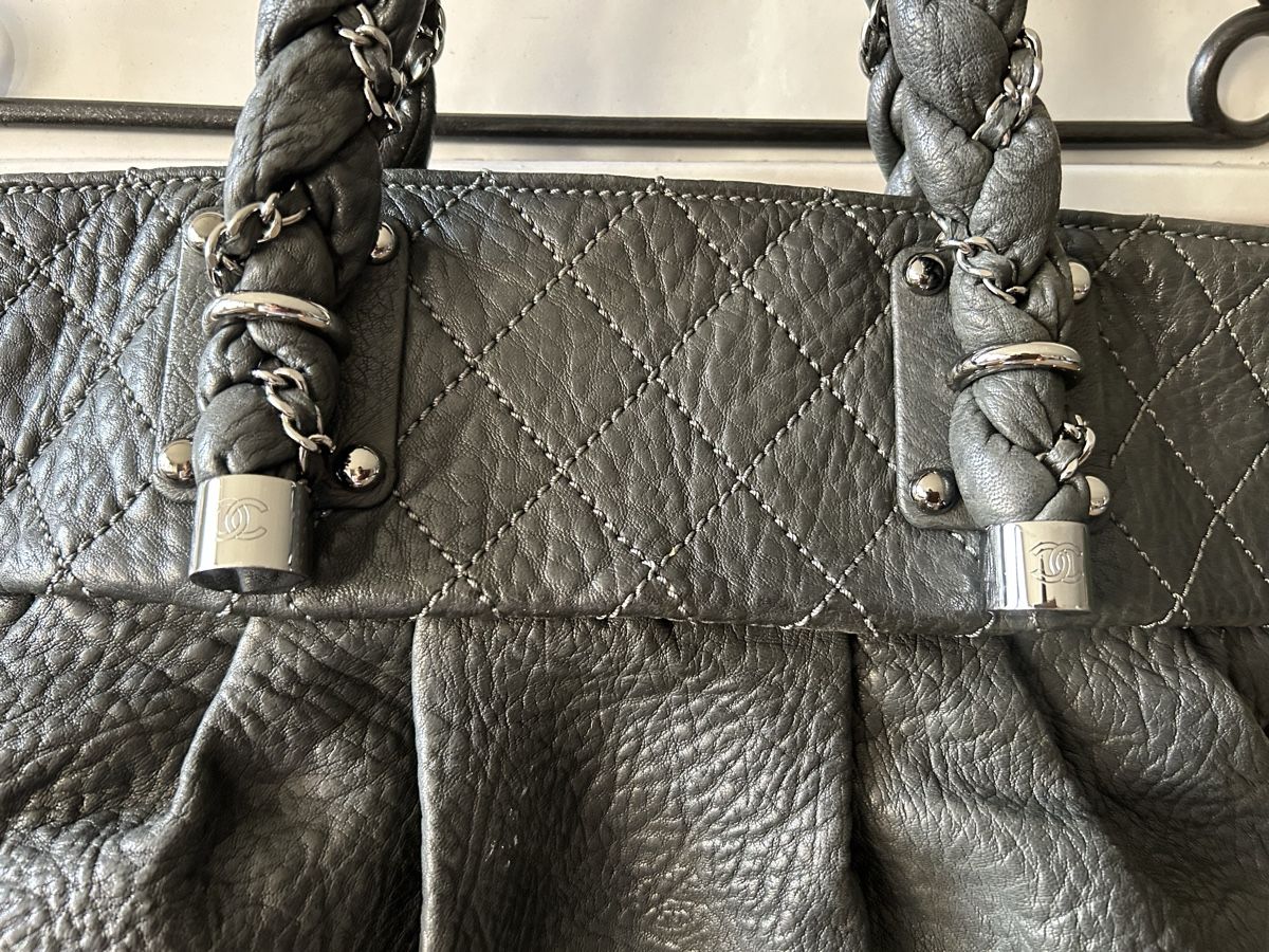 Chanel Borse da donna: Traumhafte Chanel Tasche – Usato da Basel venduto da Sachertorte 3
