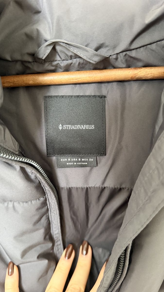 Stradivarius Jacken: Stradivarius Pufferjacke grau Grösse S – Gebraucht aus Bern von sshueli 2