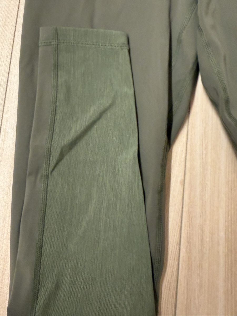 Nike Leggings: Nike Pro Leggings Damen Khaki – Usato da Otelfingen venduto da Holili 1