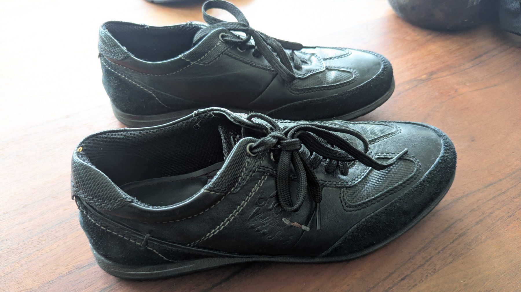 Bugatti Scarpe da uomo: Bugatti Echtleder Schuhe, Sneakers, Gr. 40, schwarz – Nuovo (secondo la descrizione) da Wichtrach venduto da itstrue 5