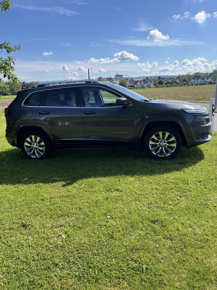 Jeep Automobili: Jeep Cherokee 2,2 L Diesel 4X4 , Jg 2018  41000 Km – Usato da Niederhasli venduto da Rudge1 3