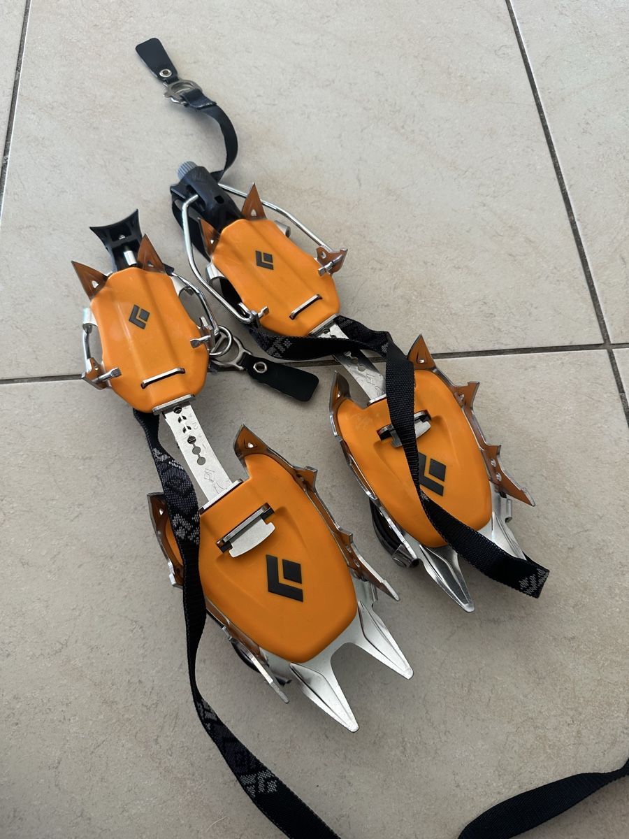 Black Diamond Autre équipement outdoor: Crampons Black Diamond orange  – D'occasion à Panex par chchchch01 2