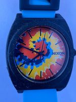 Nixon Tie-Dye Armbanduhr mit kräftigem Farbverlauf rare