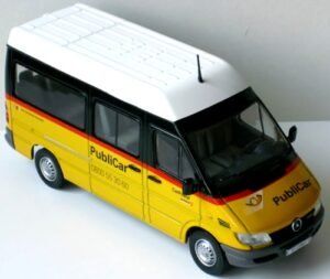 Mercedes-Benz Modellini d'auto: Mercedes-Benz Sprinter Minibus Phase II 2000-2002 "Schweizer – Nuovo e nell'imballaggio originale da Gerlafingen venduto da espero88 2