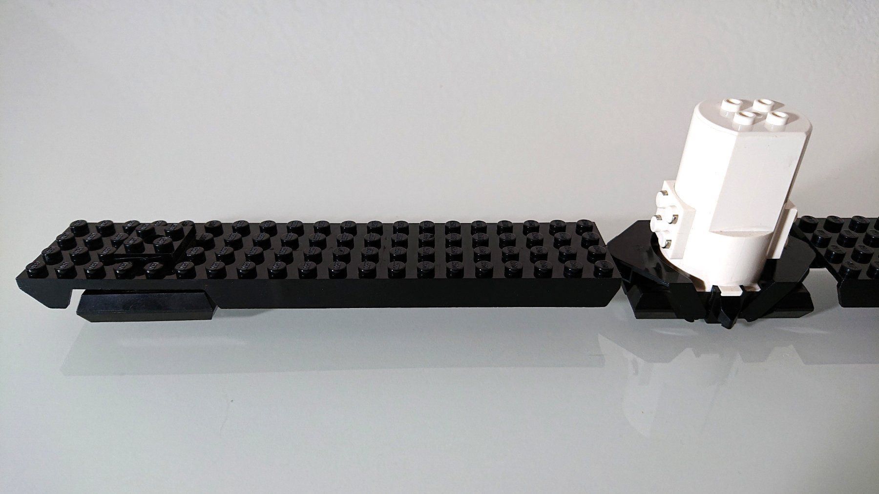 Lego Kit di costruzioni: LEGO MONORAIL ZUG MIT MOTOR – Usato da Turbenthal venduto da Ddanuh 6