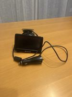 GPS de voiture Navigon avec support et câble voiture