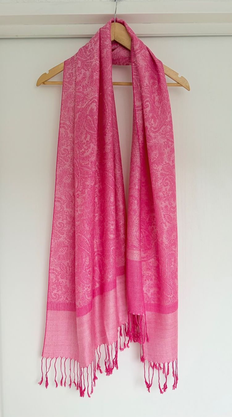 Foulard & Sciarpe: Seide / Pashmina Schal – Usato da Unterägeri venduto da Jutka_04 1