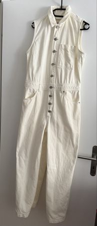 Eierschalen farbiger Levi‘s Jumpsuit Grösse M neu