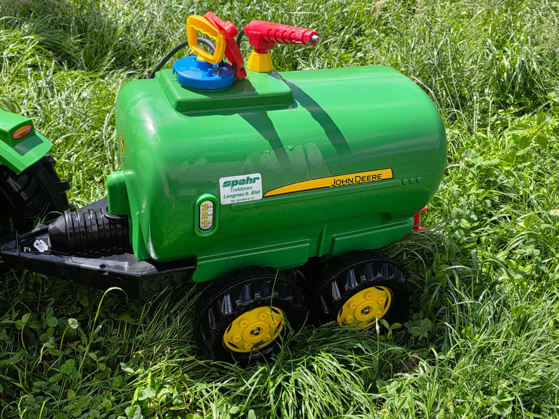 John Deere Veicoli per bambini: Tracteur à pédale + remorque – Usato da Orvin venduto da mar_jn7q 1