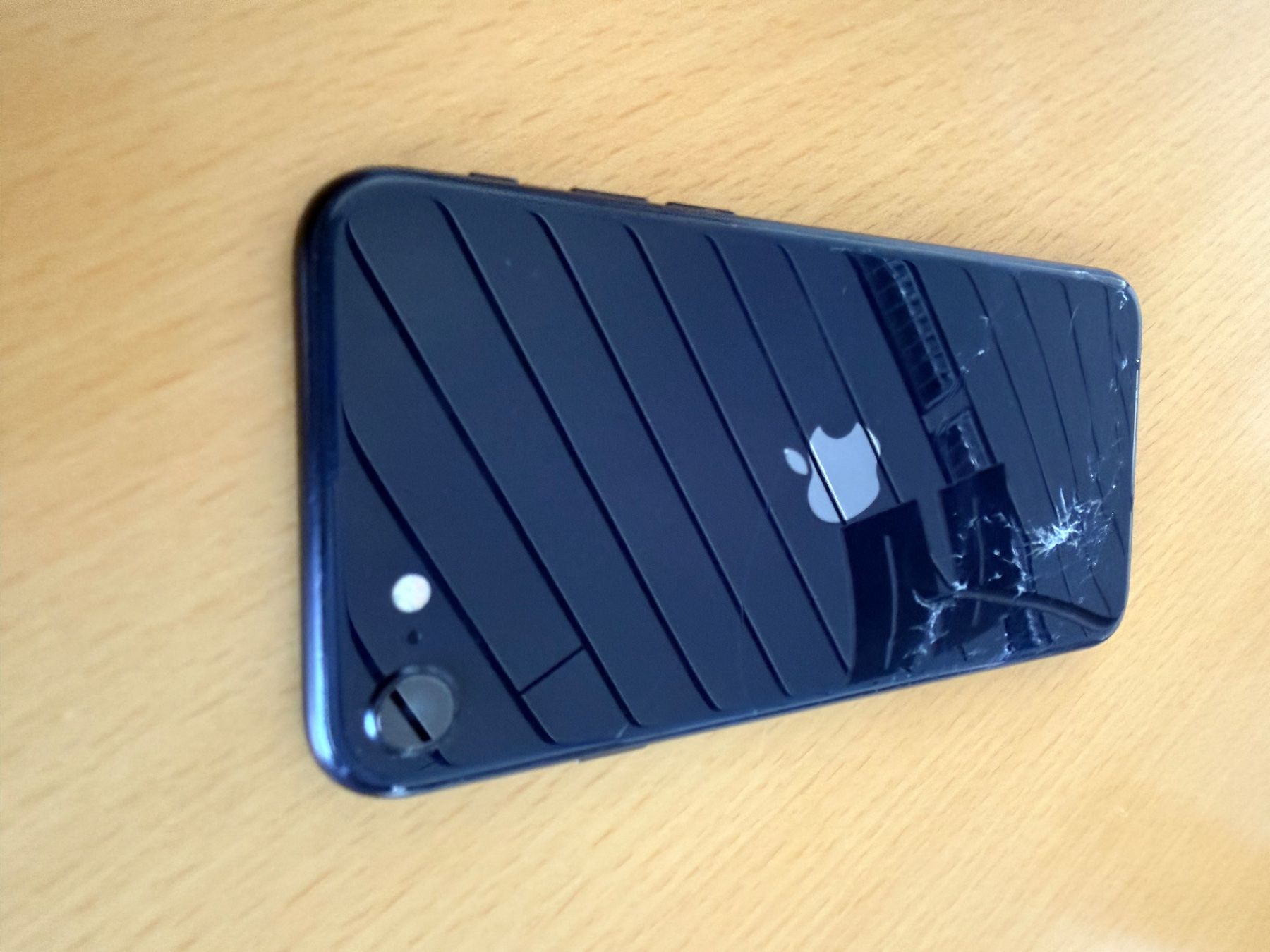 Apple Telefoni cellulari / Smartphones: iPhone SE 3rd Generation 128GB – Usato da Zürich venduto da bre_86tt 2
