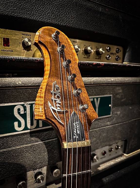 Strumenti musicali: John Ambler Icarus firebird – Usato da Montreux venduto da Alligator-AMPS 7