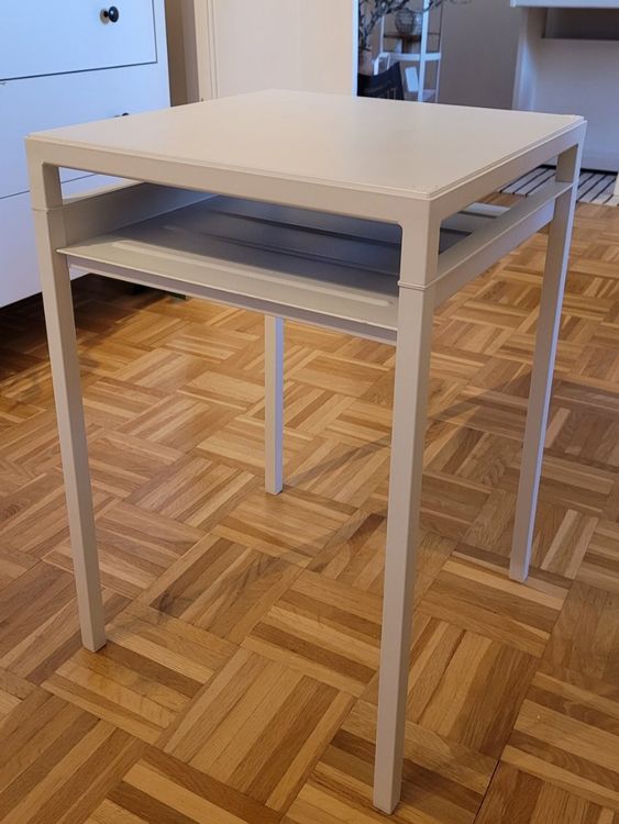 Beistelltisch IKEA NYBODA weiss / grau Metall 40X40 Kaufen auf Ricardo