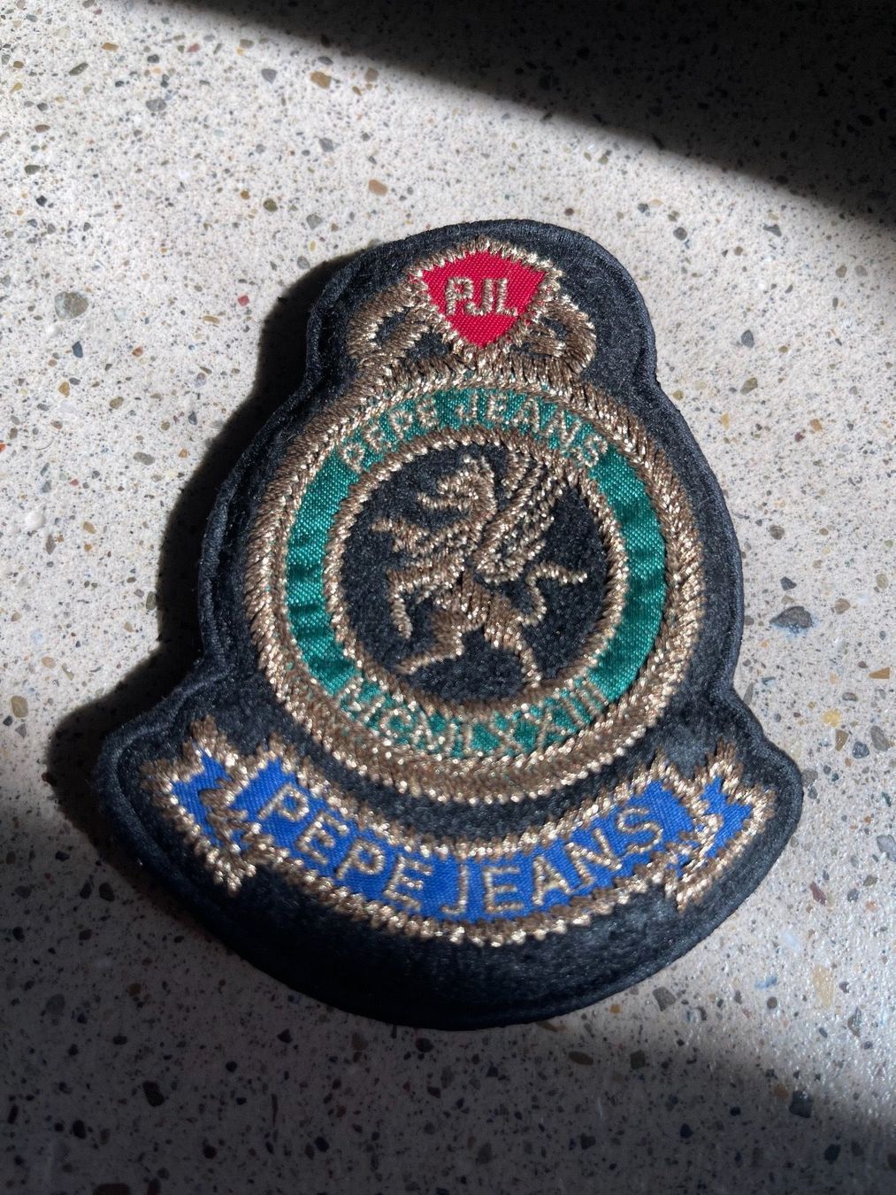 Spille & Fermagli: Pepe Jeans Pin – Nuovo e nell'imballaggio originale da Brütten venduto da Rod816