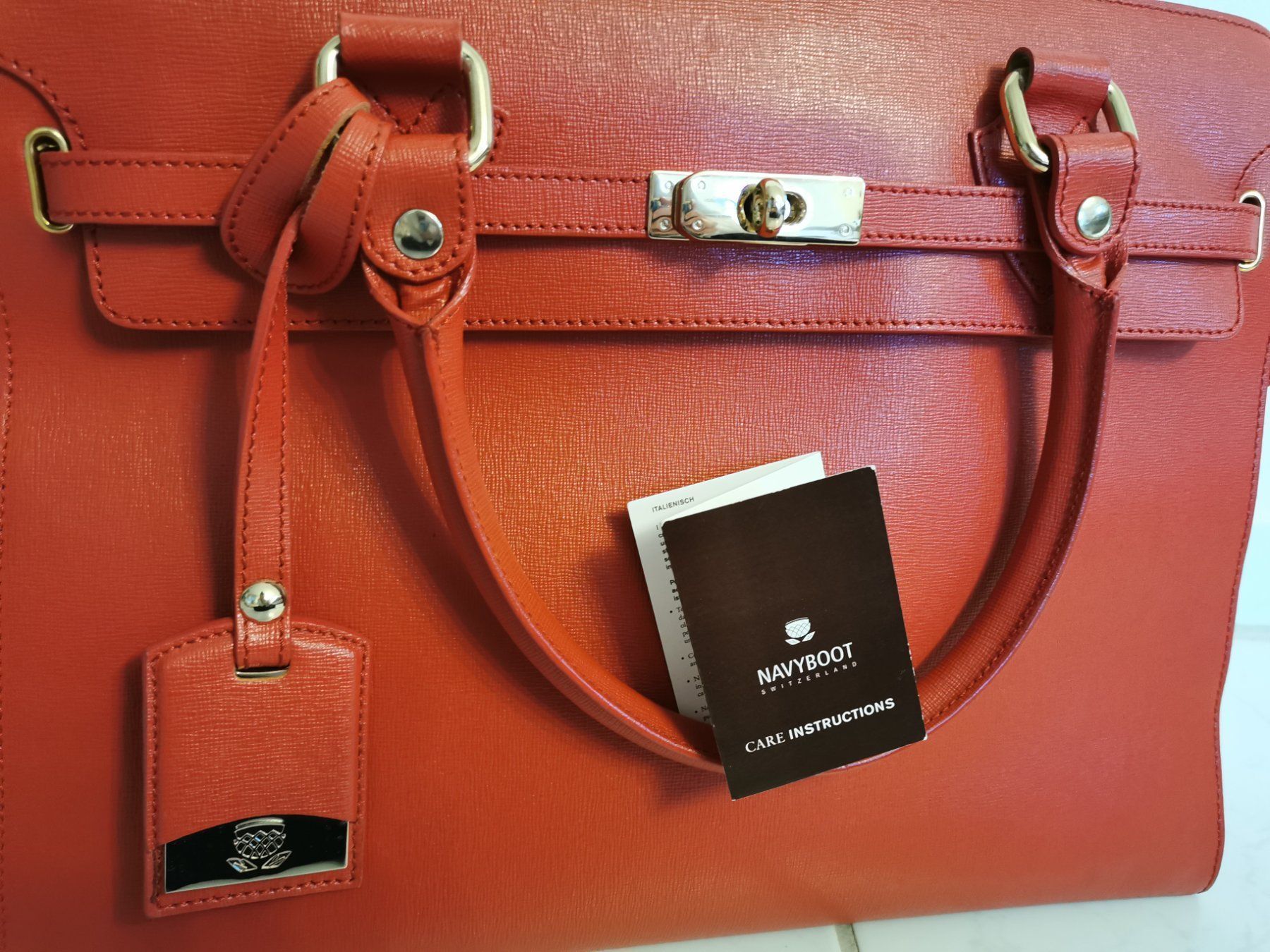 Navyboot Borse da donna: Navyboot Handtasche in rot NEU – Nuovo e nell'imballaggio originale da Stäfa venduto da basidis 2