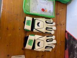 Erima Torwarthandschuhe grosse 10.5 neu Lot010325102