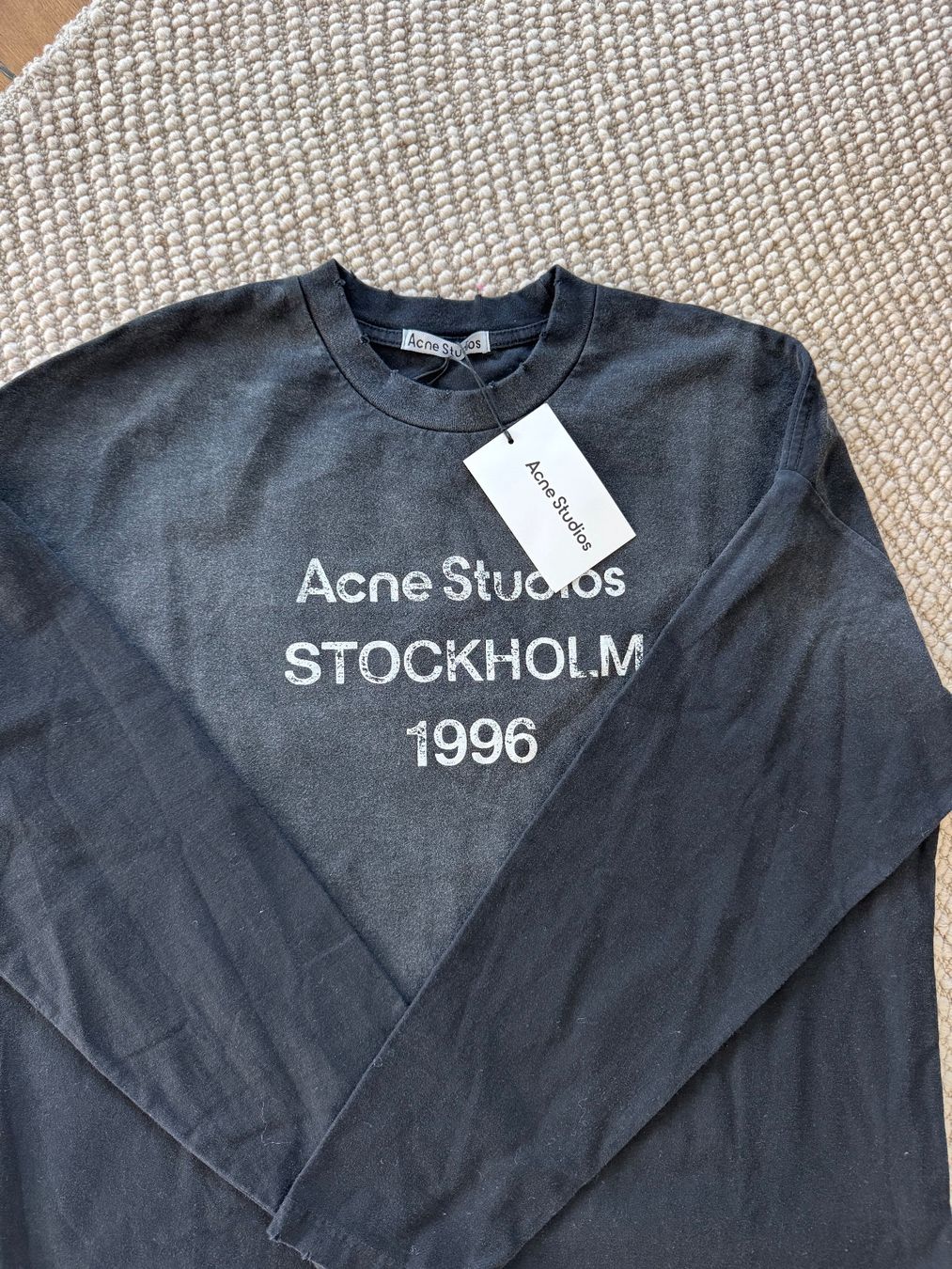 Acne Studios T-shirt: Acne Studios Longsleeve Gr. M, Farbe schwarz – Nuovo (secondo la descrizione) da Triesen venduto da atos87 1