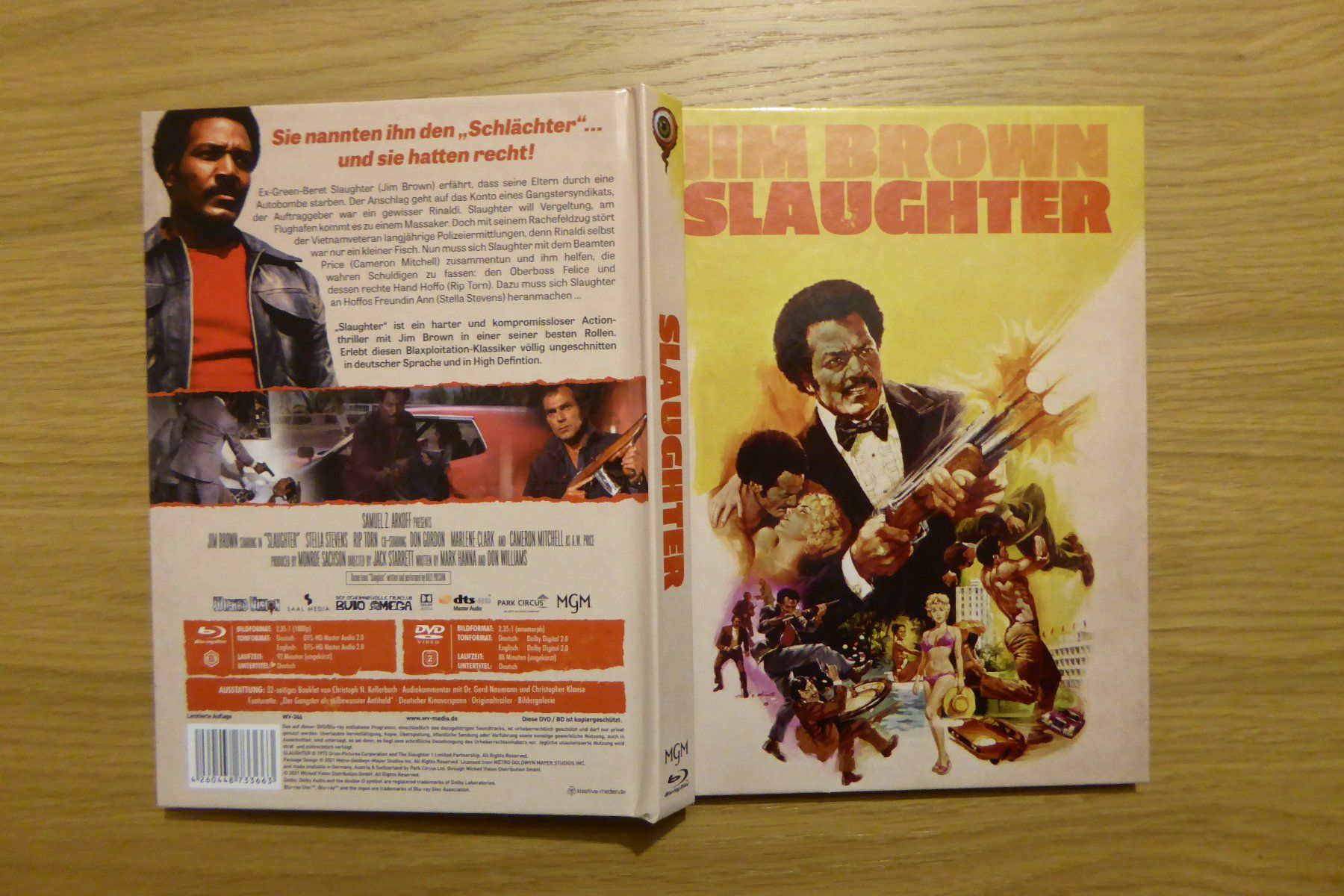 Tutti i DVDs: 1x Bluray 1xDVD Slaughter Mediabook – Usato da Allschwil venduto da Summelsarium