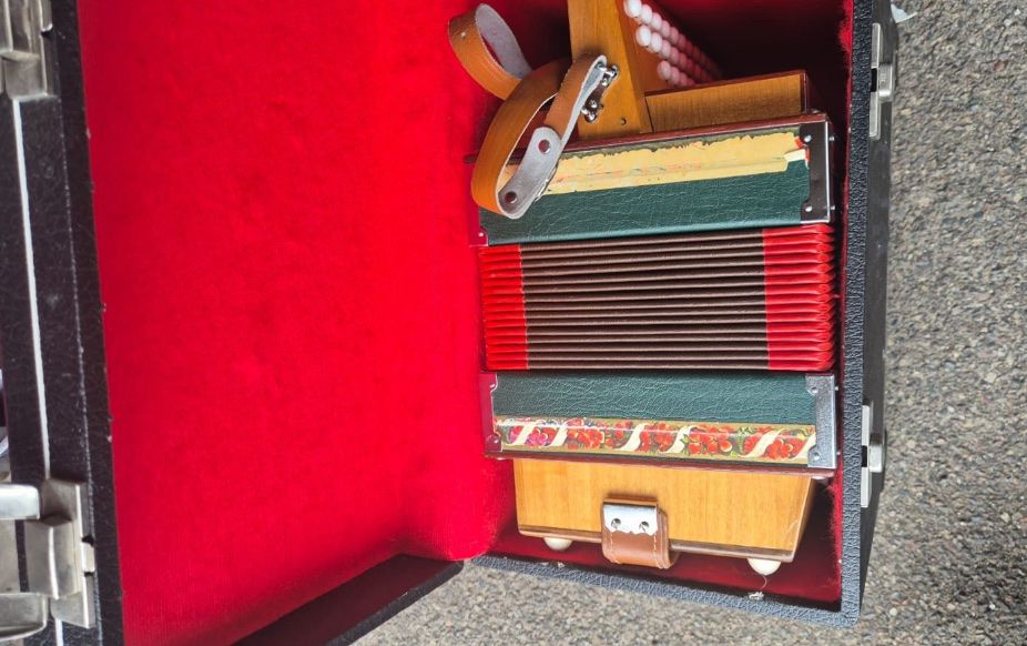 Musikinstrumente: Ländlerperle Schwyzerörgeli, Handorgel - Top Zustand! – Gebraucht aus Signau von reb_xv5t 1