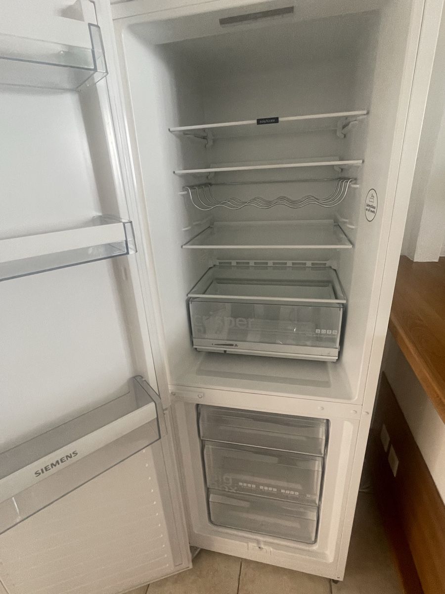 Siemens Frigoriferi: Frigo-congélateur Siemens – Usato da Leytron venduto da car_7vfy 2